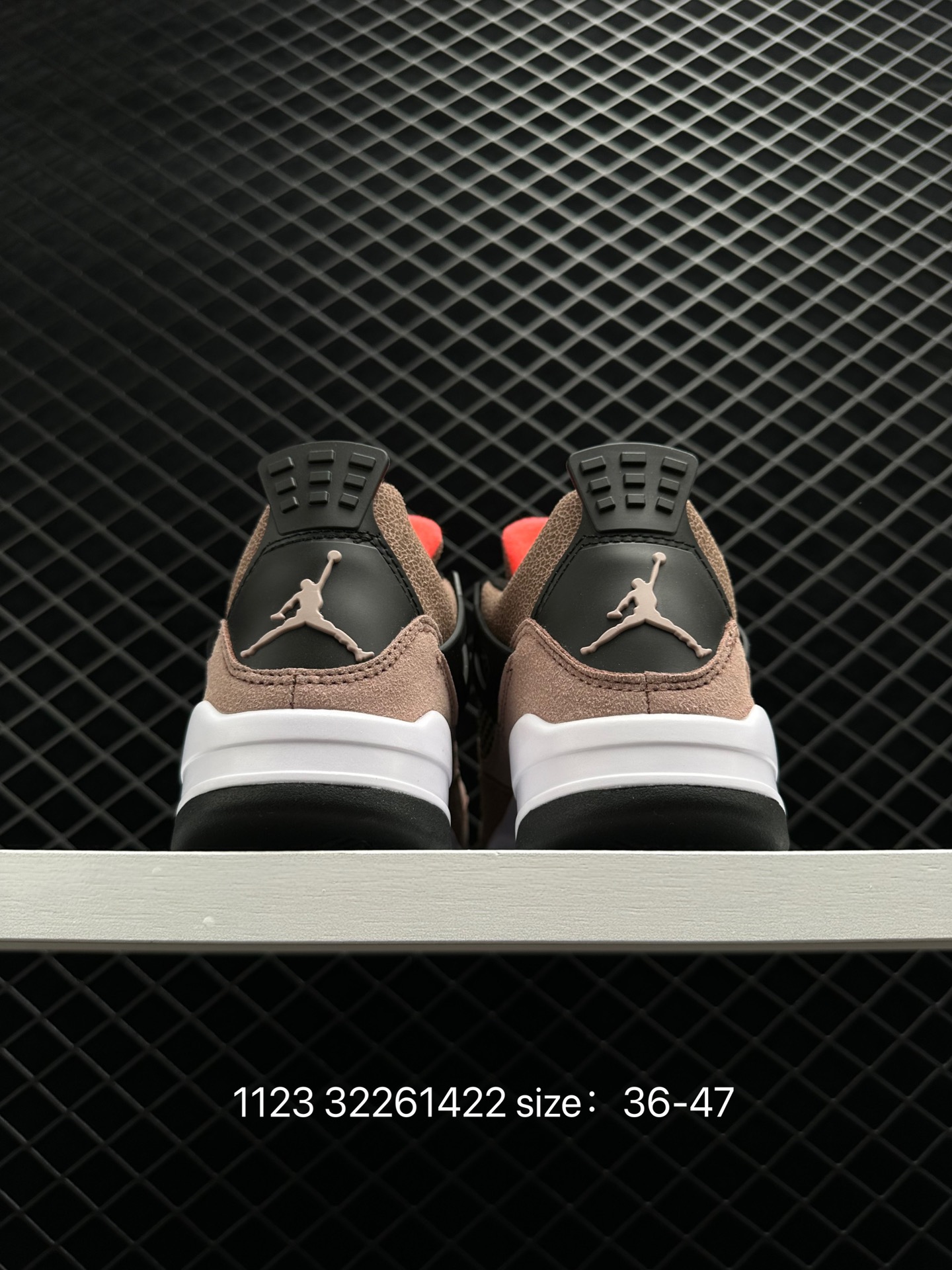 Air Jordan 4 Retro 